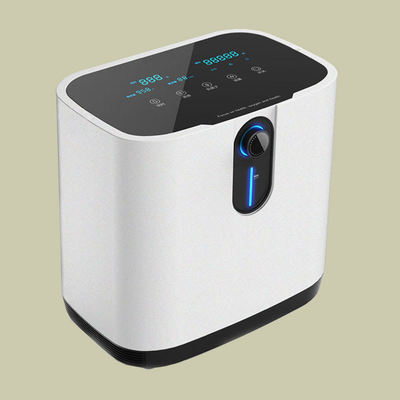 ความบริสุทธิ์ 93% ที่ปรับได้ 5lpm Oxygen Concentrator Medical Oxygen Machine